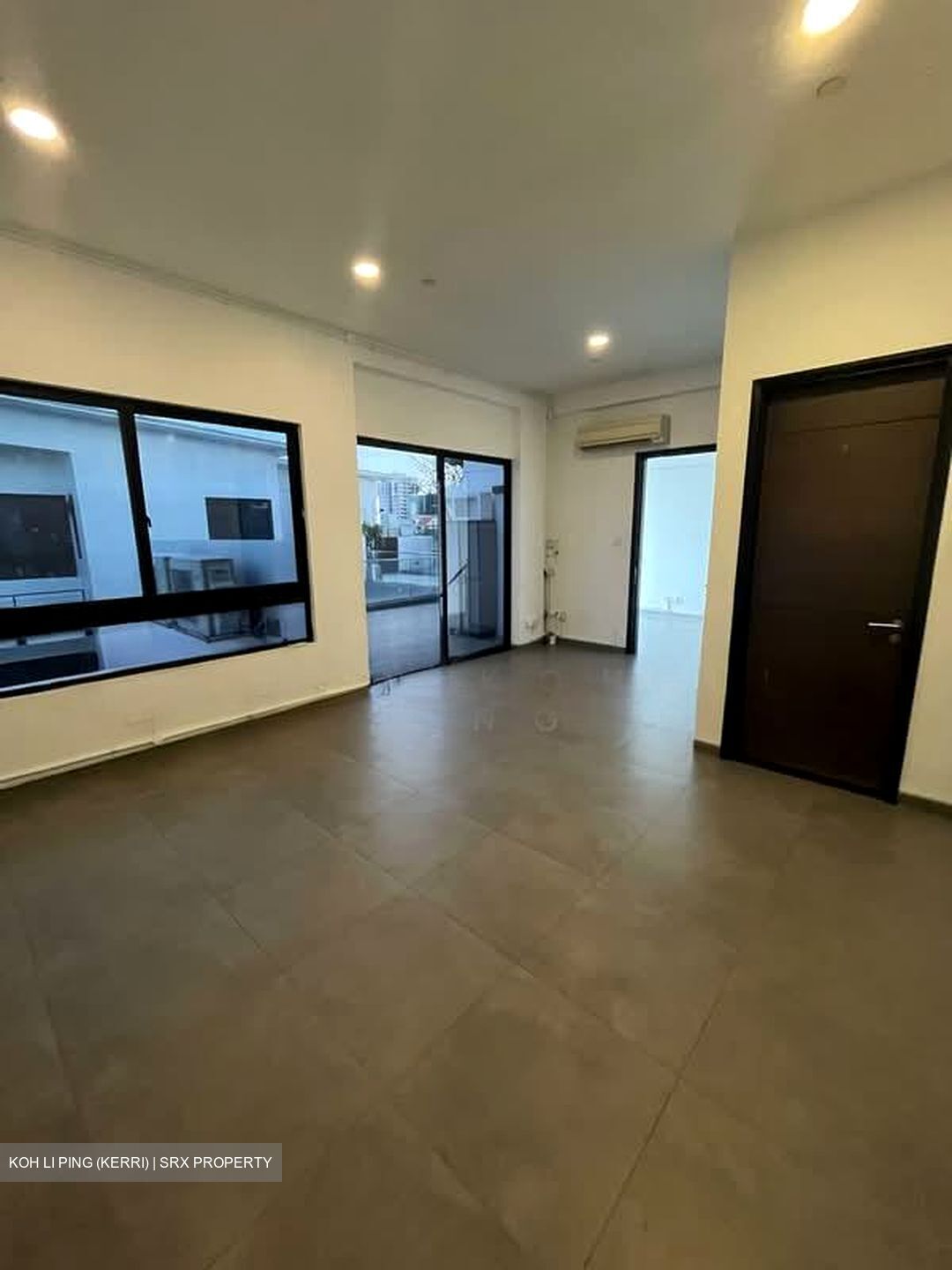 The Modules (D15), Office #568041661